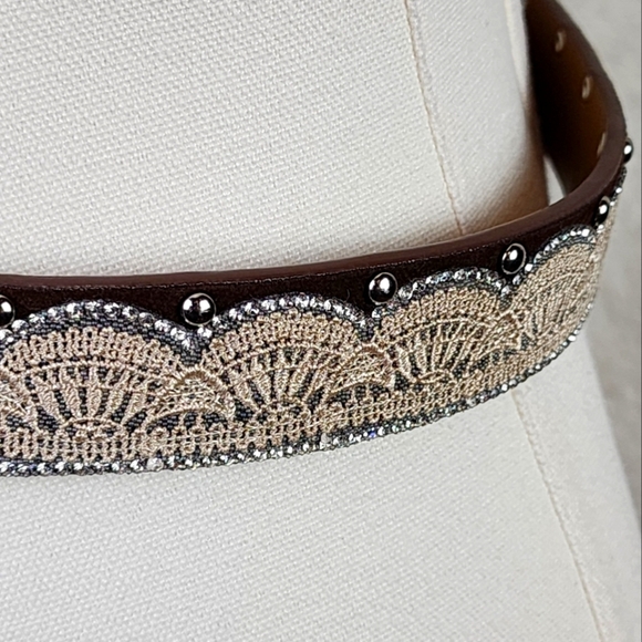 Elegant Silver and Brown Lace Women\'s Belt main image 10